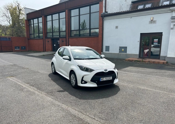 Toyota Yaris cena 89000 przebieg: 35000, rok produkcji 2022 z Lublin małe 56